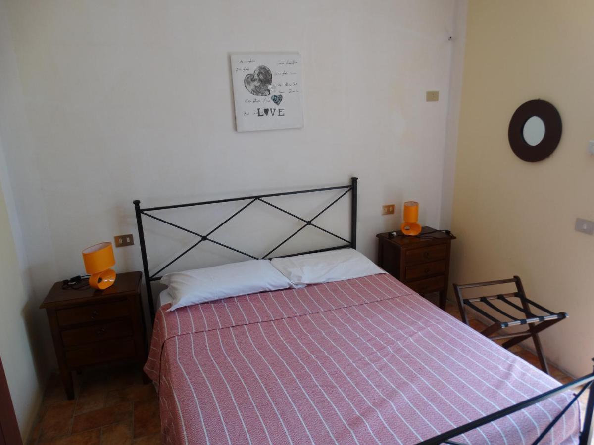 Agriturismo La Terrazza Valfabbrica Kültér fotó